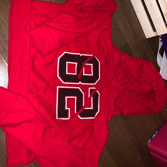 Ardene’s red “82” cropped hoodie - Picture 1 of 2
